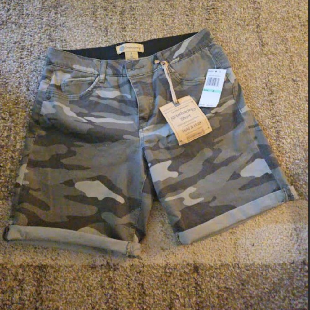 Camouflage Shorts Womens